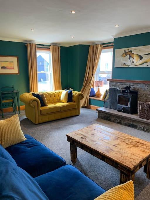 Cladach Cottage - Seafront Isle of Whithorn 外观 照片