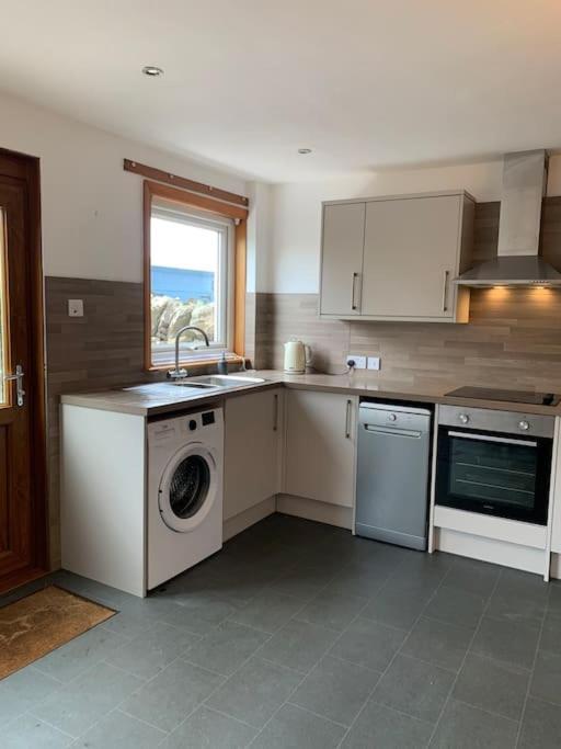 Cladach Cottage - Seafront Isle of Whithorn 外观 照片
