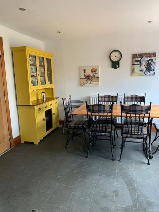 Cladach Cottage - Seafront Isle of Whithorn 外观 照片