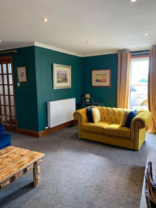 Cladach Cottage - Seafront Isle of Whithorn 外观 照片